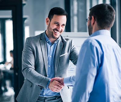 بهره گیری از اتحادهای استراتژیک